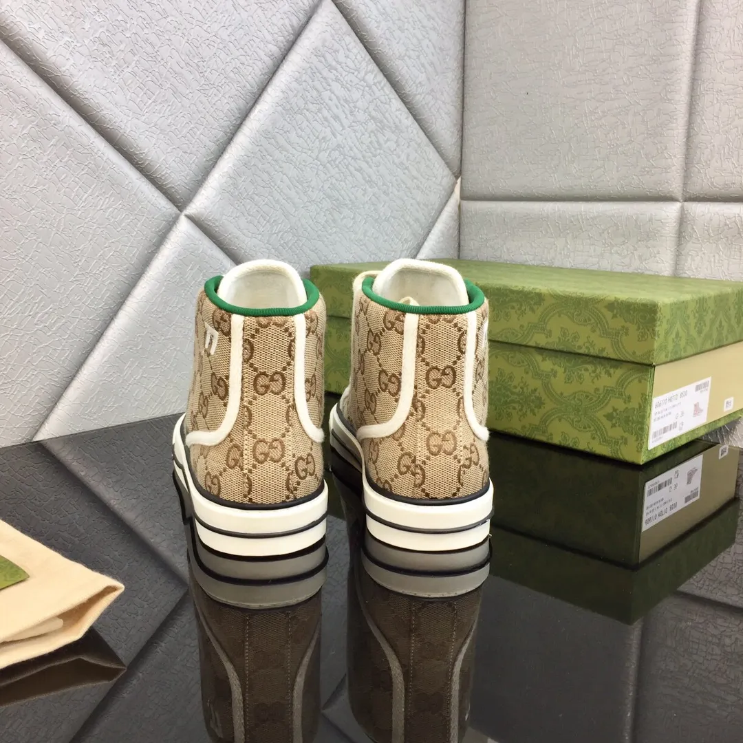 👟👟Ex-factory price 480👟👟 Women's Shoes Women's Clothing Women's Shoes Factory GUCCI Gucci 2020 latest classic model 1977 low-cut double G canvas shoes, original purchase, 1:1 development, original lasting process. Size: 35-45/45. Customized items are non-returnable and must be paid first. . ...new version complete package...